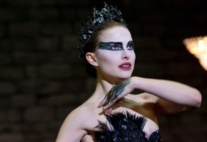 'Cisne Negro' mergulha na linha tênue entre perfeição e obsessão, onde realidade e delírio se confundem a cada cena  -  (crédito: Reprodução ) -'Cisne Negro' mergulha na linha tênue entre perfeição e obsessão, onde realidade e delírio se confundem a cada cena  -  (crédito: Reprodução )