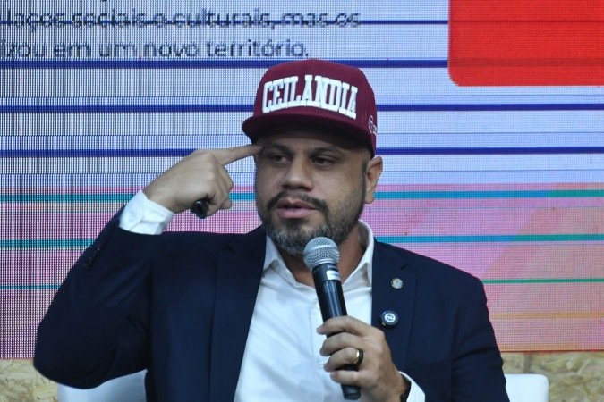 Max Maciel - Sugest&atilde;o de Olho: Somos exportadores de cultura, mas n&atilde;o temos onde expor a nossa cultura na nossa cidade