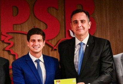 Pacheco com João Campos: senador disse que o PSB tem um histórico de luta contra o totalitarismo -  (crédito: Reprodução/Instagram) -Pacheco com João Campos: senador disse que o PSB tem um histórico de luta contra o totalitarismo -  (crédito: Reprodução/Instagram)