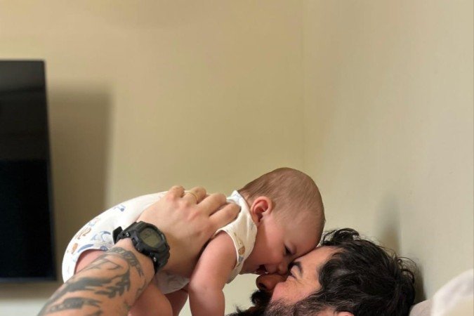 Leonardo Luccisano e o filho: Foi um privilégio que fez toda diferença para minha família -  (crédito: Arquivo pessoal)
