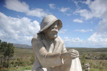 A estátua do Juquinha fica exposta ao sol, vento, chuvas e à variação extrema de temperatura do alto das montanhas da Serra do Cipó -  (crédito: Alexandre Guzanshe/EM/D.A.Press)