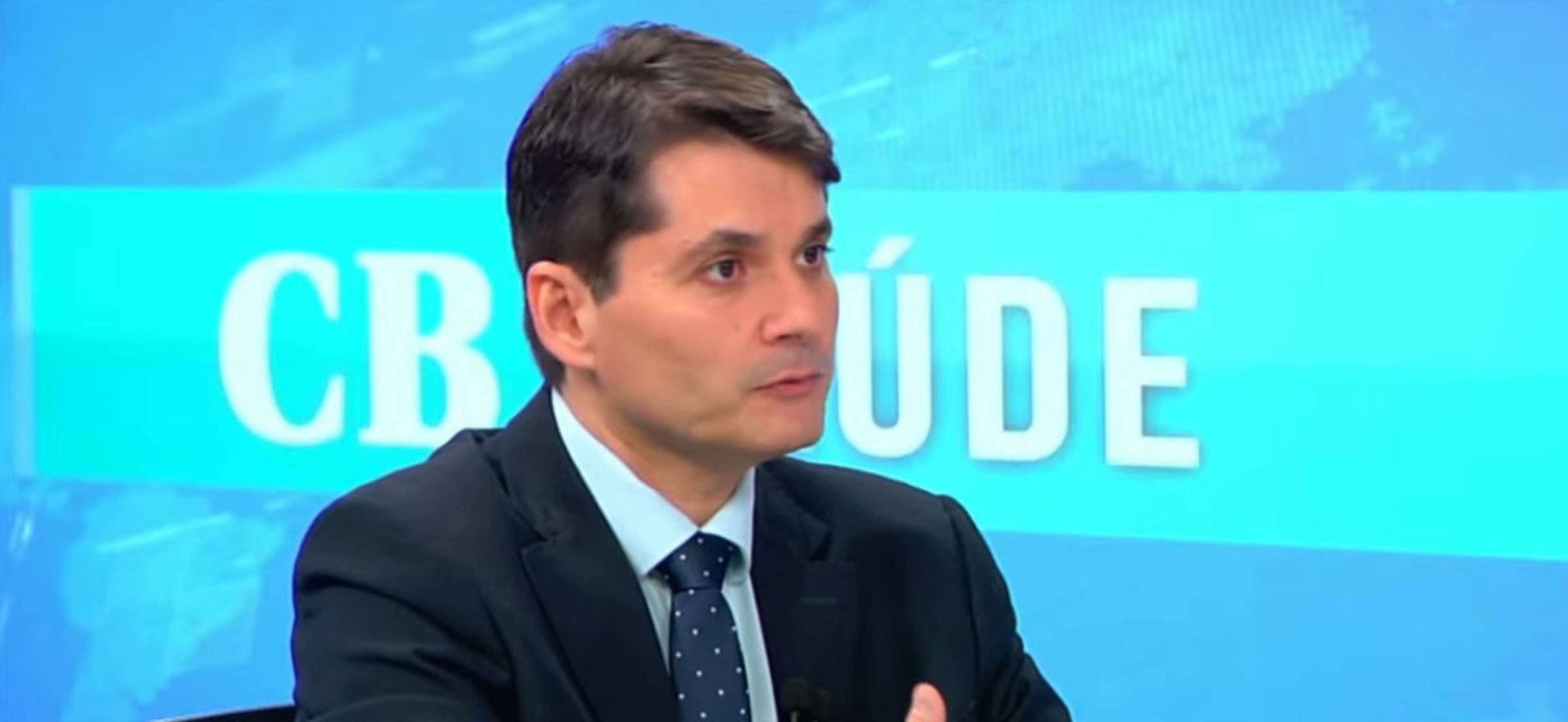 Resolução sobre uso da IA na Medicina é bem construída e atual, diz médico