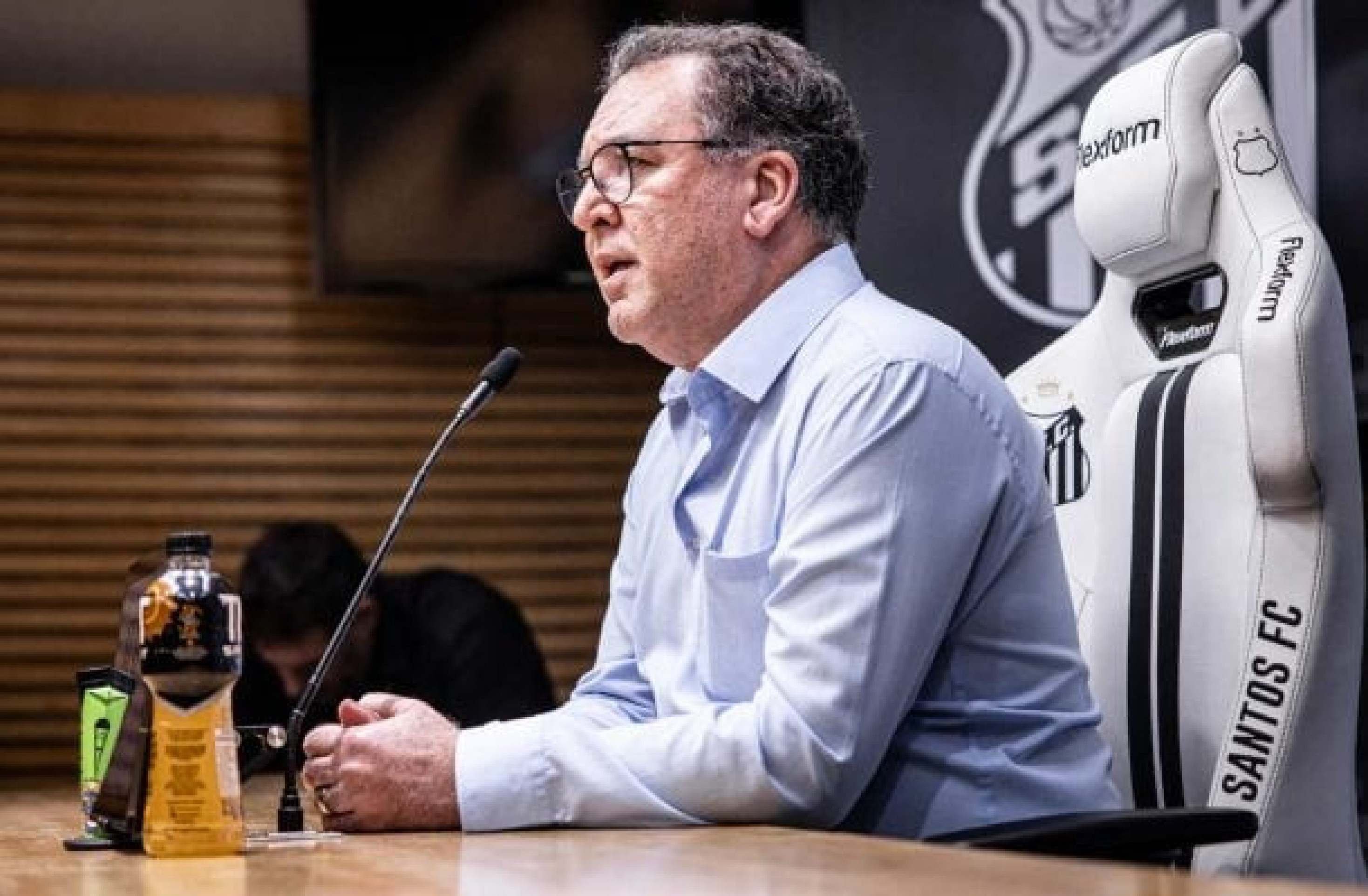 Redução no déficit ocorre em meio ao aumento expressivo dos gastos recorrentes do Peixe -  (crédito: Foto: Raul Baretta/ Santos)