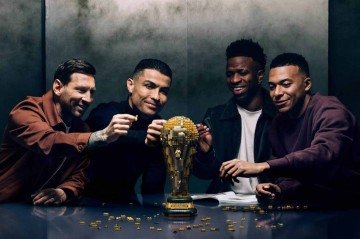 Messi, Cristiano Ronaldo, Mbappé e Vini Jr. estrelam campanha da Lego -  (crédito: Reprodução/Redes sociais )