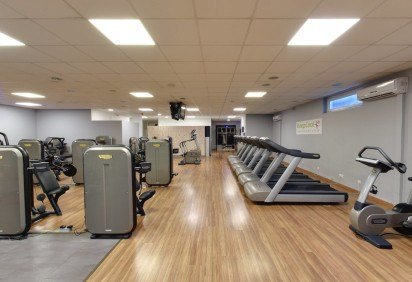 Ele foi socorrido por funcionários do local, que fizeram massagens cardiorrespiratórias, com orientação dos bombeiros, via 193, até a chegada de uma ambulância do Samu -  (crédito: Pixabay) -Ele foi socorrido por funcionários do local, que fizeram massagens cardiorrespiratórias, com orientação dos bombeiros, via 193, até a chegada de uma ambulância do Samu -  (crédito: Pixabay)