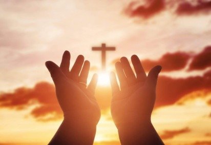 A Sexta-Feira Santa representa o sacrifício e a redenção de Jesus Cristo (Imagem: Love You Stock | Shutterstock) -  (crédito: EdiCase) -A Sexta-Feira Santa representa o sacrifício e a redenção de Jesus Cristo (Imagem: Love You Stock | Shutterstock) -  (crédito: EdiCase)