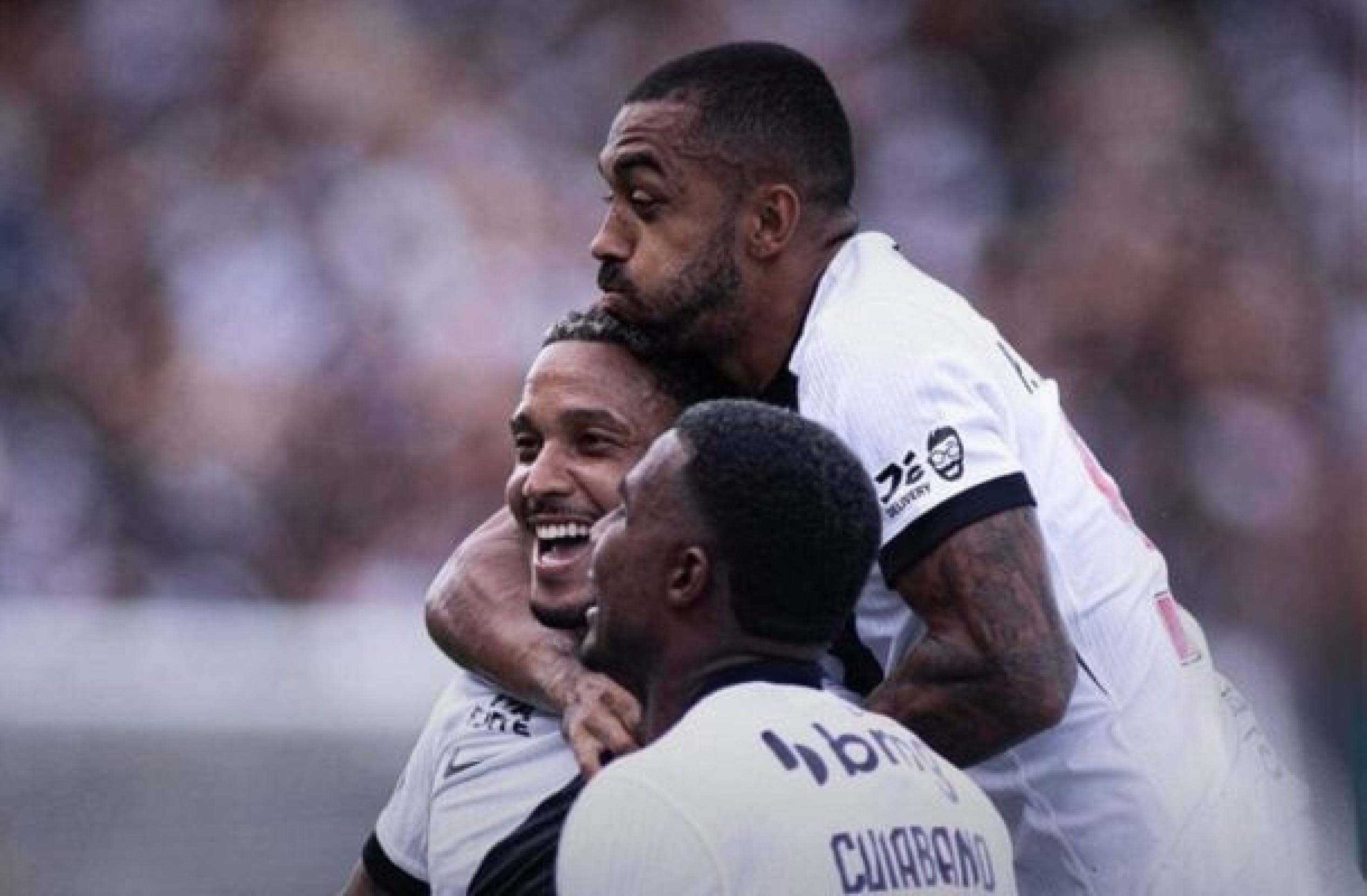 Vasco de Renato Gaúcho ainda não foi derrotado em cinco jogos -  (crédito: Foto: Matheus Lima/Vasco)