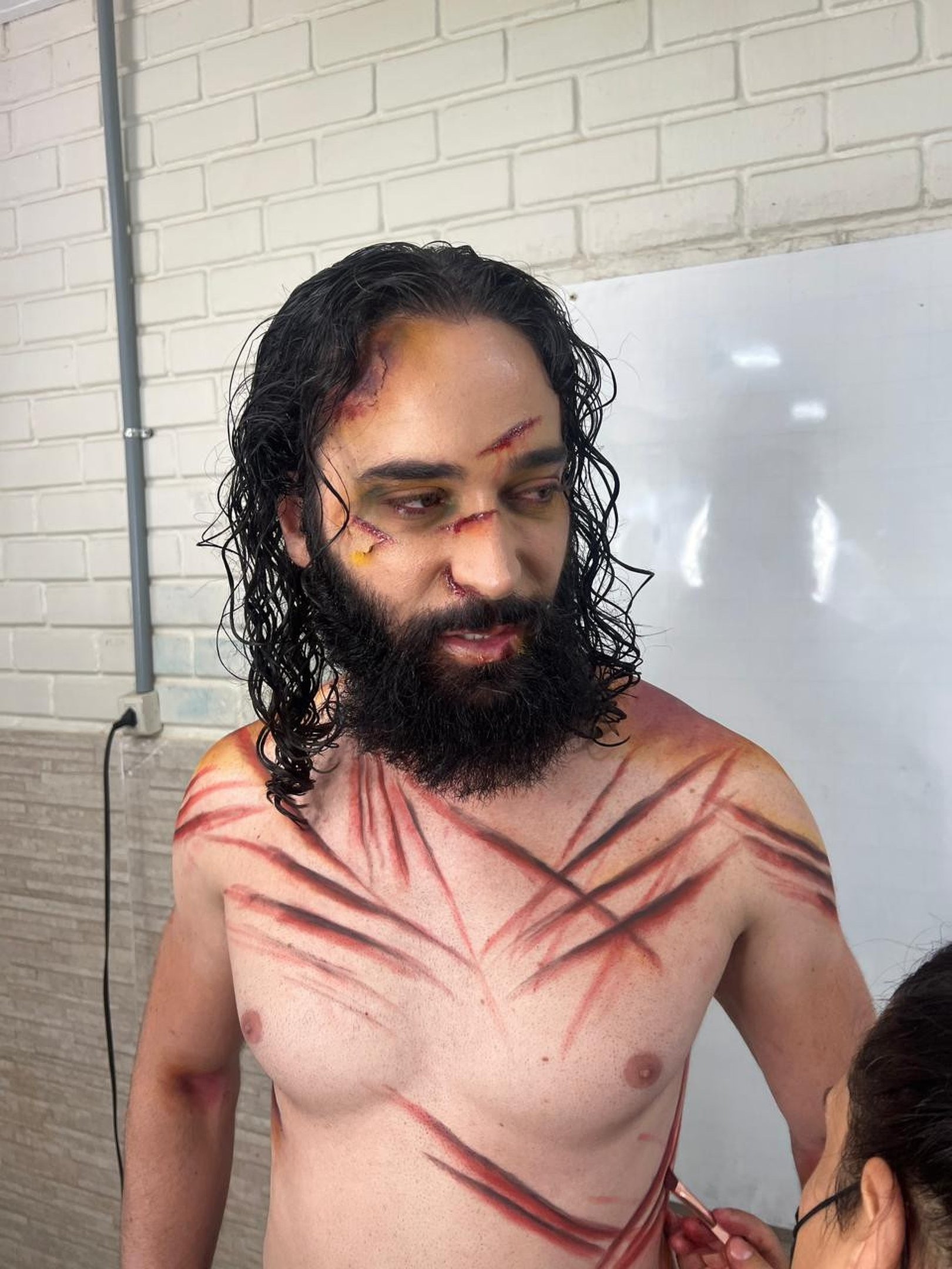 Ator que interpreta Jesus destaca fé e responsabilidade na Via-Sacra