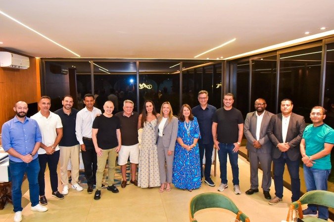 Fechada nominata com os 12 partidos que apoiarão a reeleição da Celina Leão ao governo do Distrito Federal -  (crédito: Divulgação)