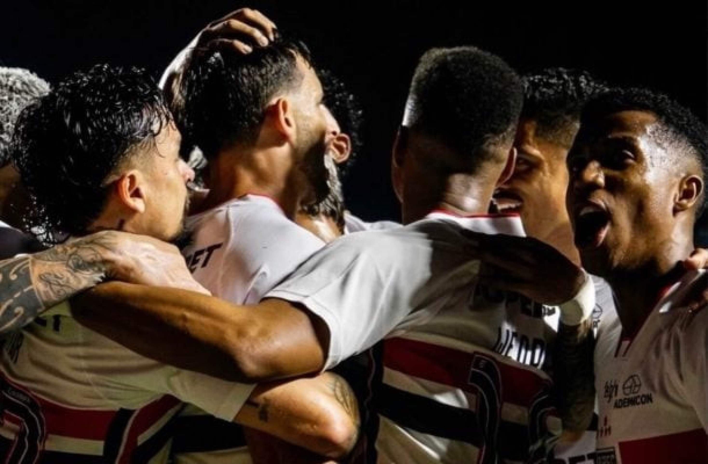Vit&oacute;ria mai&uacute;scula anima o S&atilde;o Paulo para a estreia na Copa Sul-Americana -  (crédito: Rubens Chiri/S&atilde;o Paulo FC)
