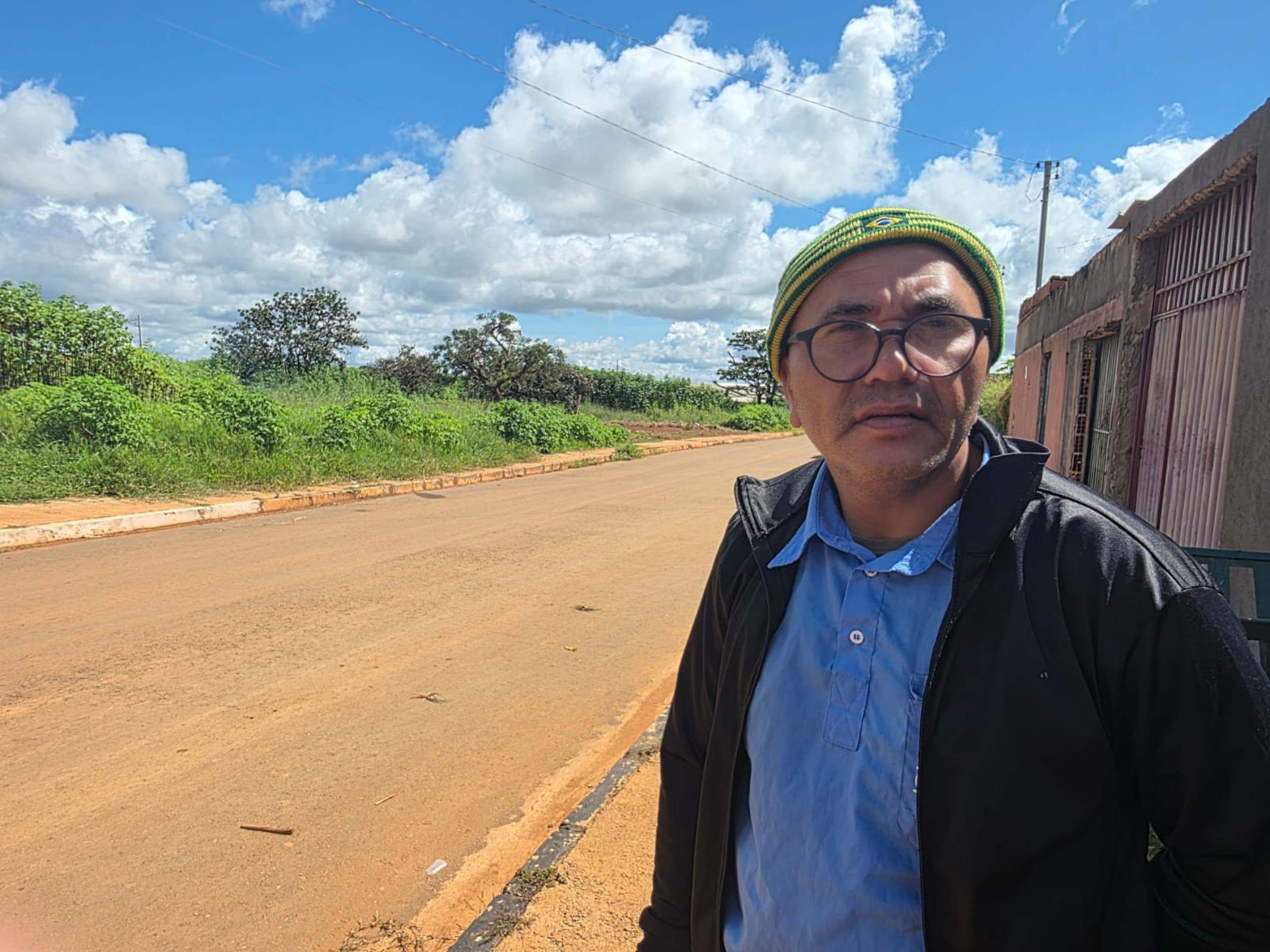 Eduardo Silva foi um dos primeiros a encontrar os corpos, ap&oacute;s o neto de uma das v&iacute;timas ter chamado por socorro