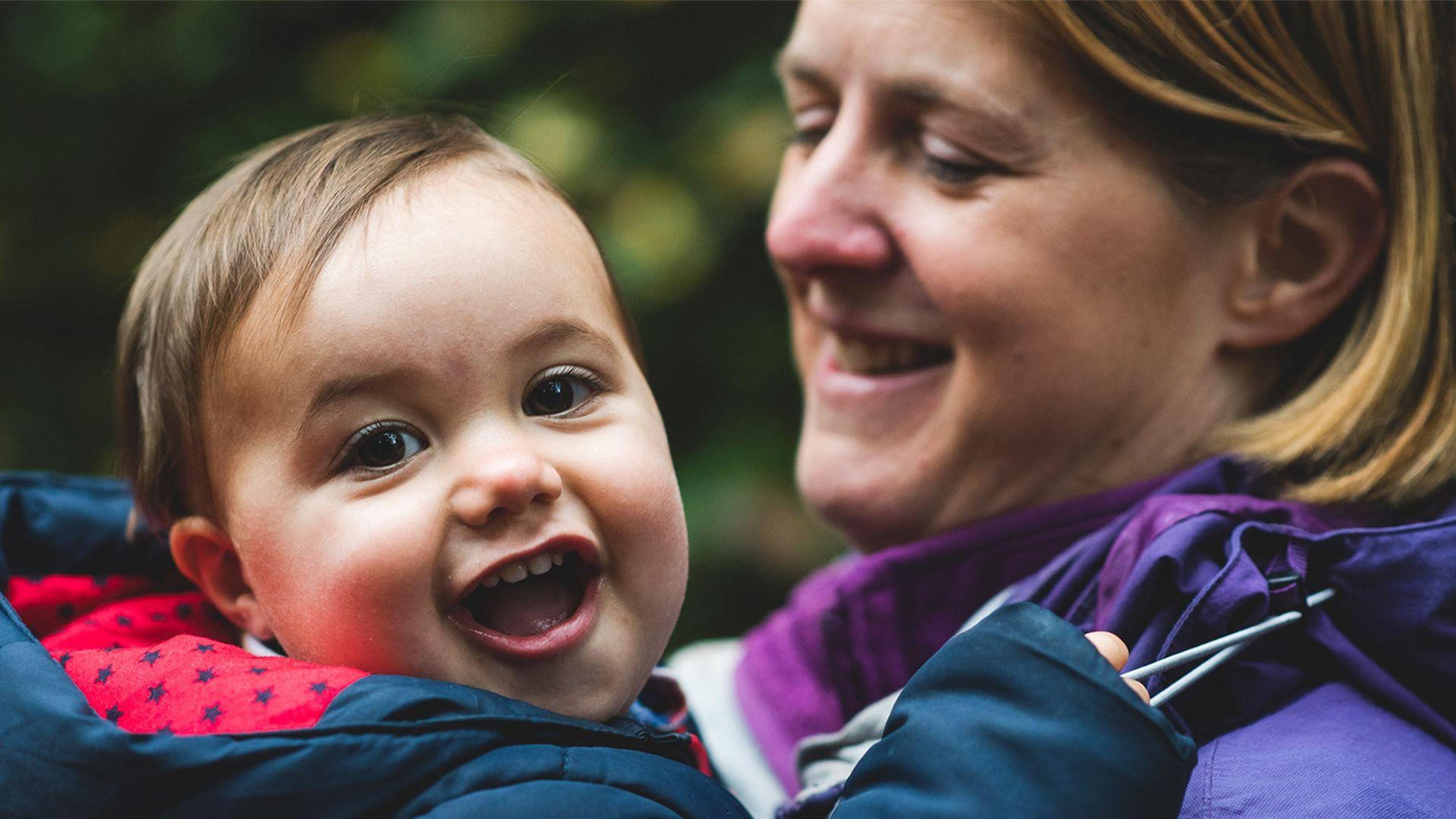 James e Kate, em fotografia de vários anos atrás, foram concebidos por meio de FIV (fertilização in vitro) -  (crédito: Arquivo de família)