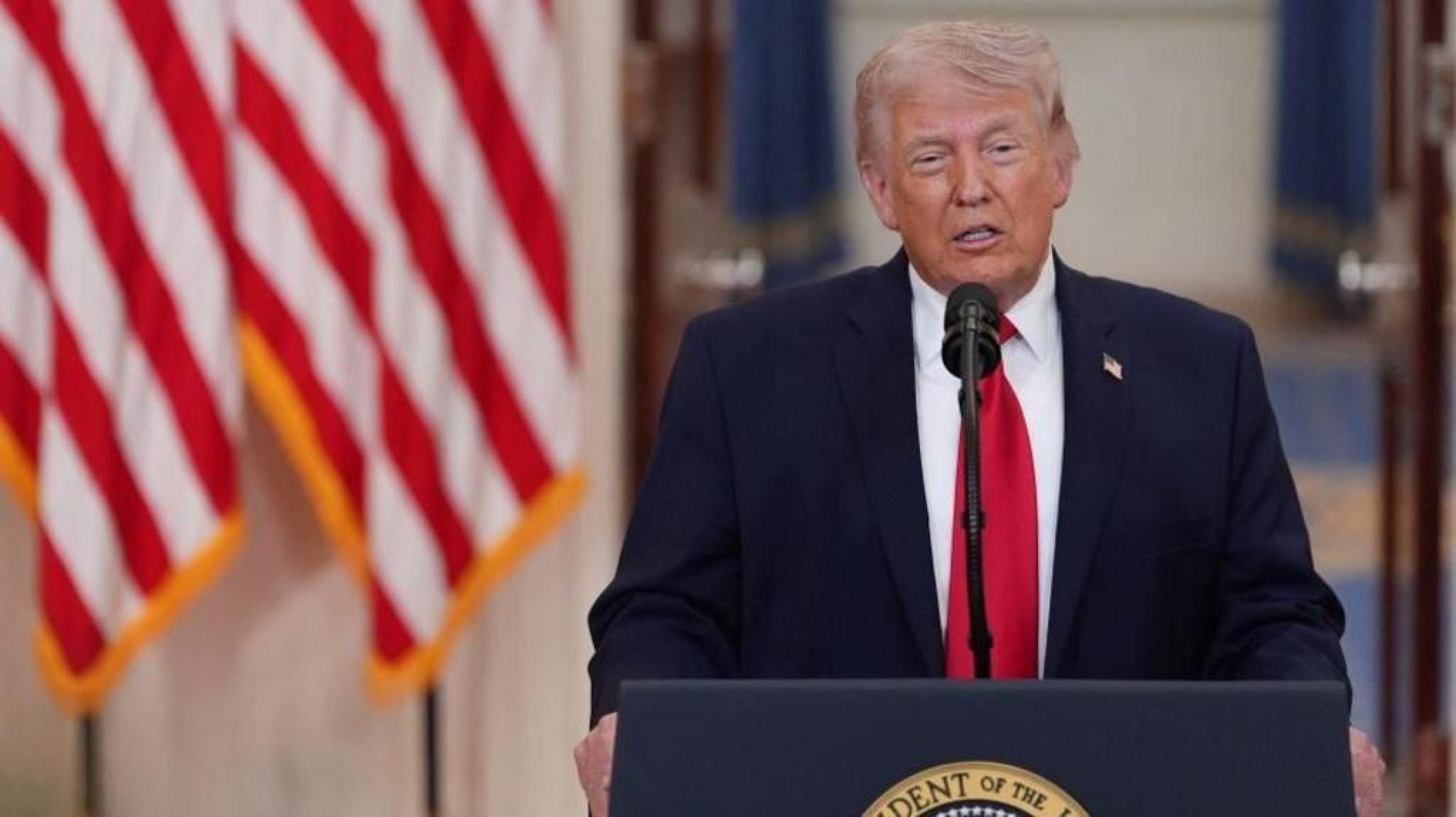 Duas postagens de Donald Trump na rede Truth Social neste domingo (5/4) - (crédito: Reprodução/Truth Social) Duas postagens de Donald Trump na rede Truth Social neste domingo (5/4) - (crédito: Reprodução/Truth Social)