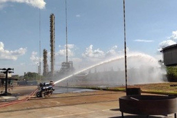 Robô inédito no país que ajuda no combate a incêndios é resultado do primeiro contrato de cotitularidade da Petrobras - (crédito: Agência Petrobras) Robô inédito no país que ajuda no combate a incêndios é resultado do primeiro contrato de cotitularidade da Petrobras - (crédito: Agência Petrobras)