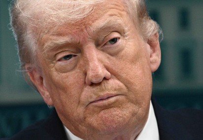  US President Donald Trump speaks about the conflict in Iran in the James S. Brady Press Briefing Room of the White House on April 6, 2026, in Washington, DC. (Photo by Brendan SMIALOWSKI / AFP)
       -  (crédito:  AFP)