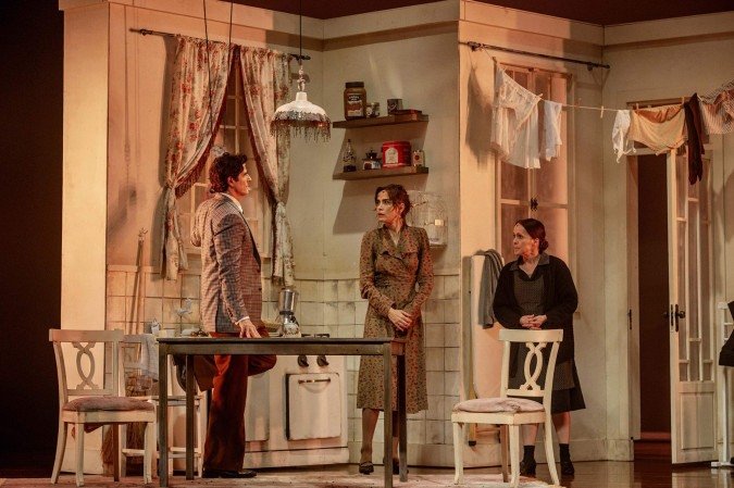 Personagens de Um dia muito especial vivem um encontro mágico