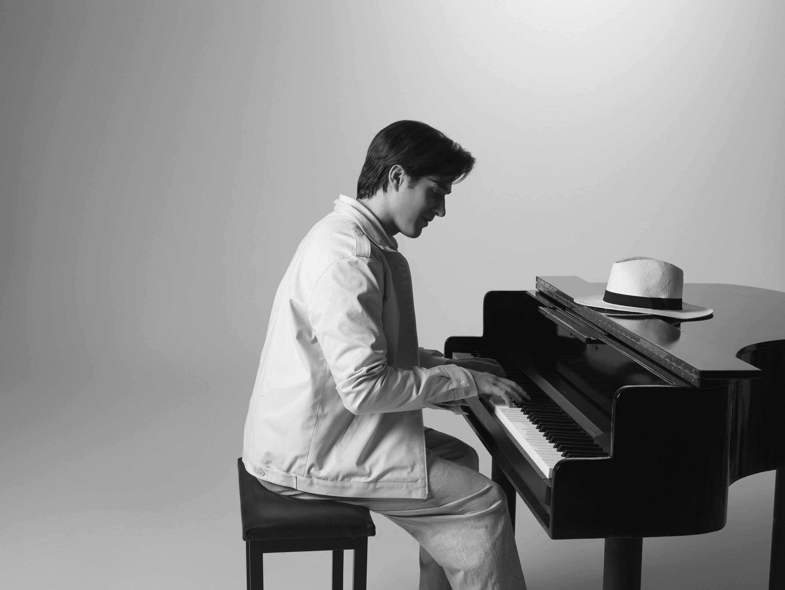 Tom Jobim Musical chega ao Centro de Convenções nesta sexta (10/4)