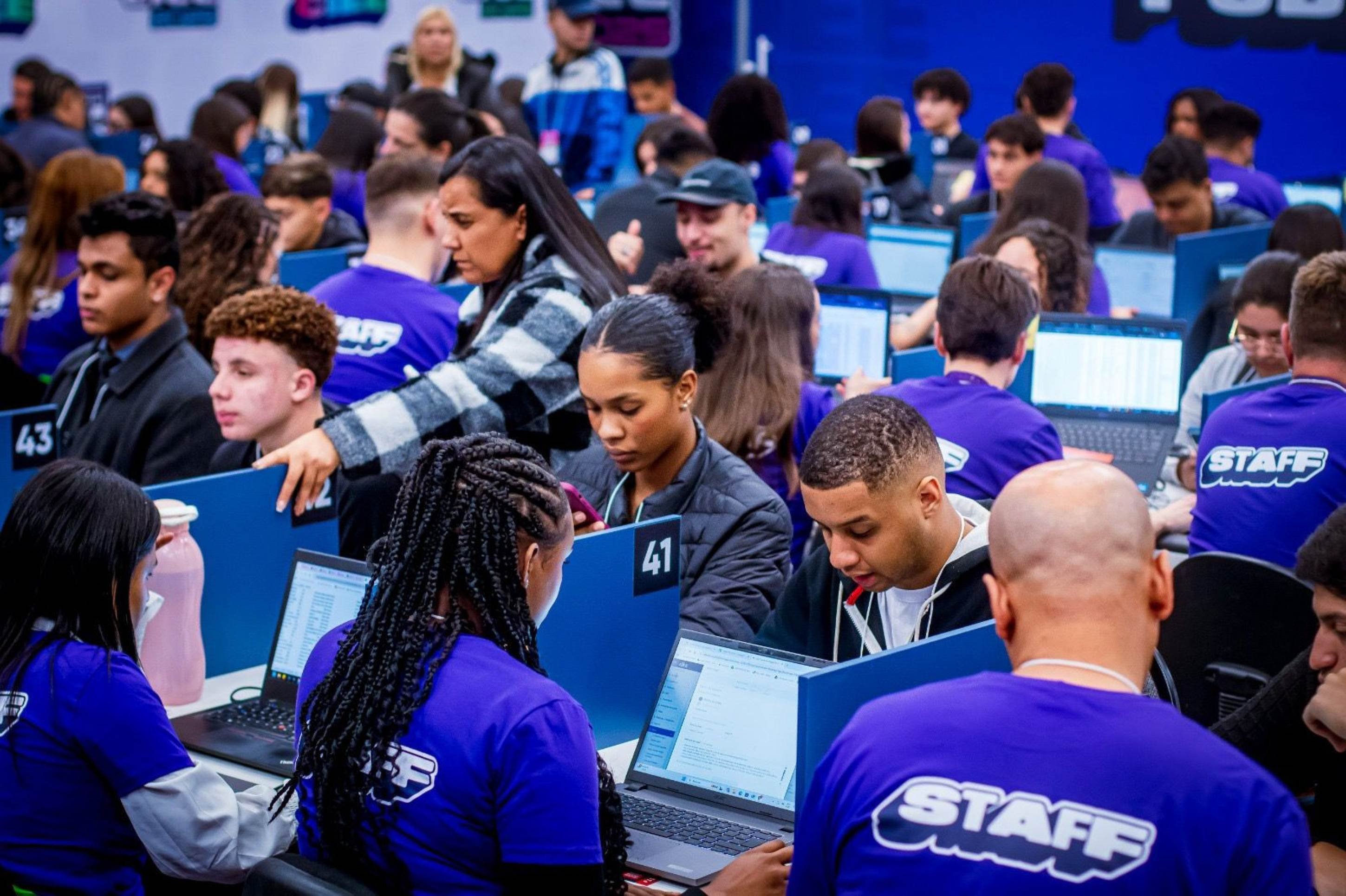 Ciee abre mais de 600 vagas de estágio e de aprendizagem no Distrito Federal