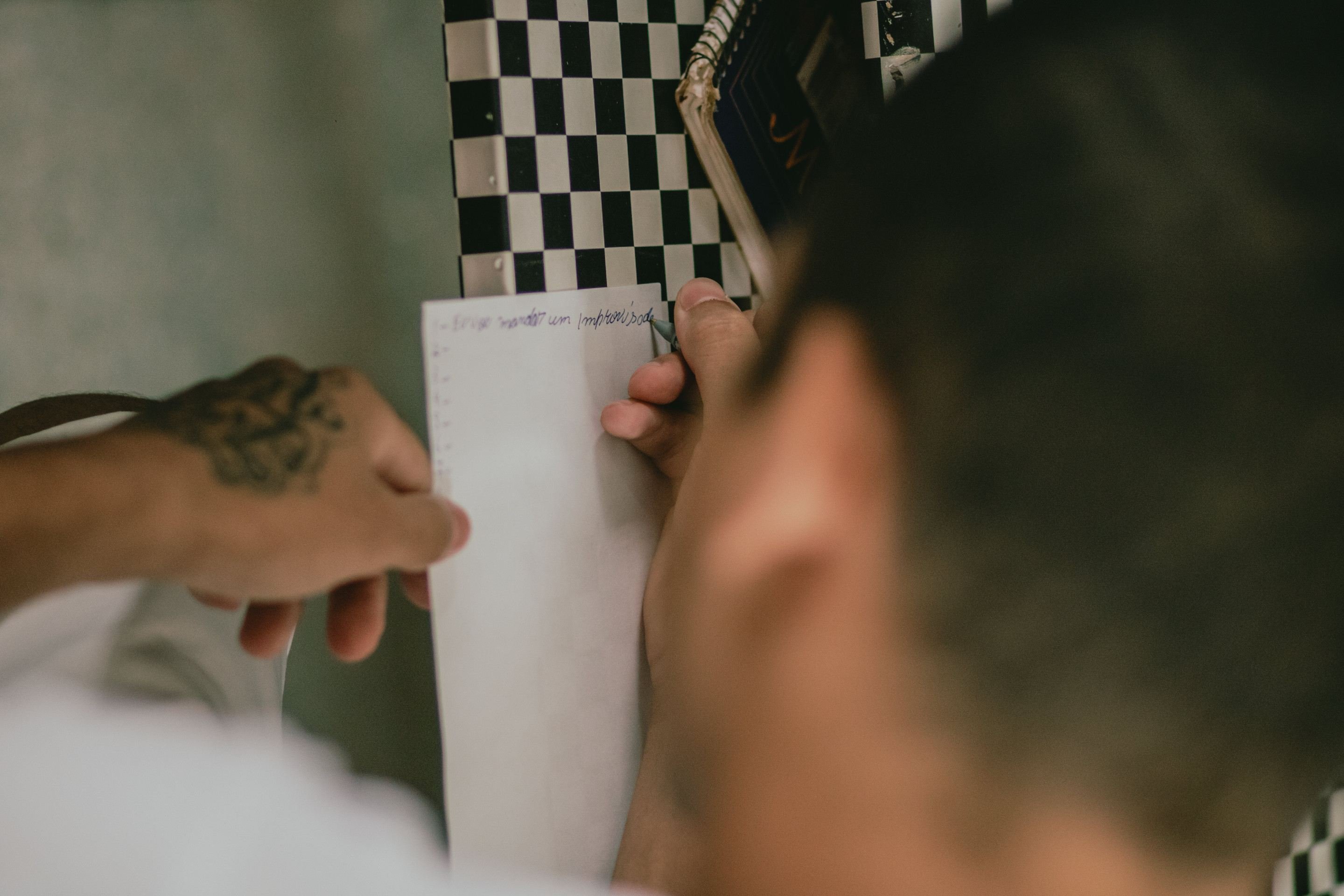 Coletivo do DF lança livro de poesia neste domingo (12/4) em Ceilândia 