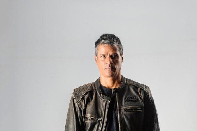 Bruno Dourado se apresenta com novo projeto, Cidade Roots