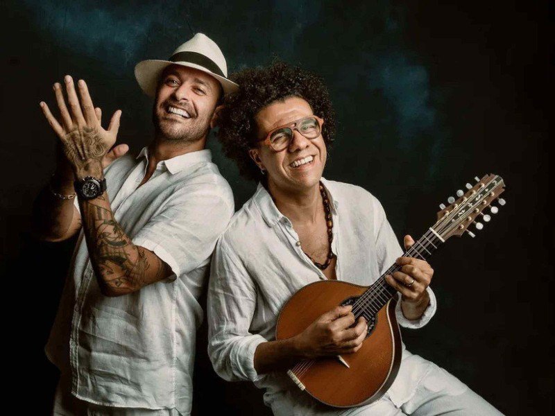 Diogo Nogueira e Hamilton de Holanda: arranjos inéditos  -  (crédito: Nando Chagas/Divulgação )
