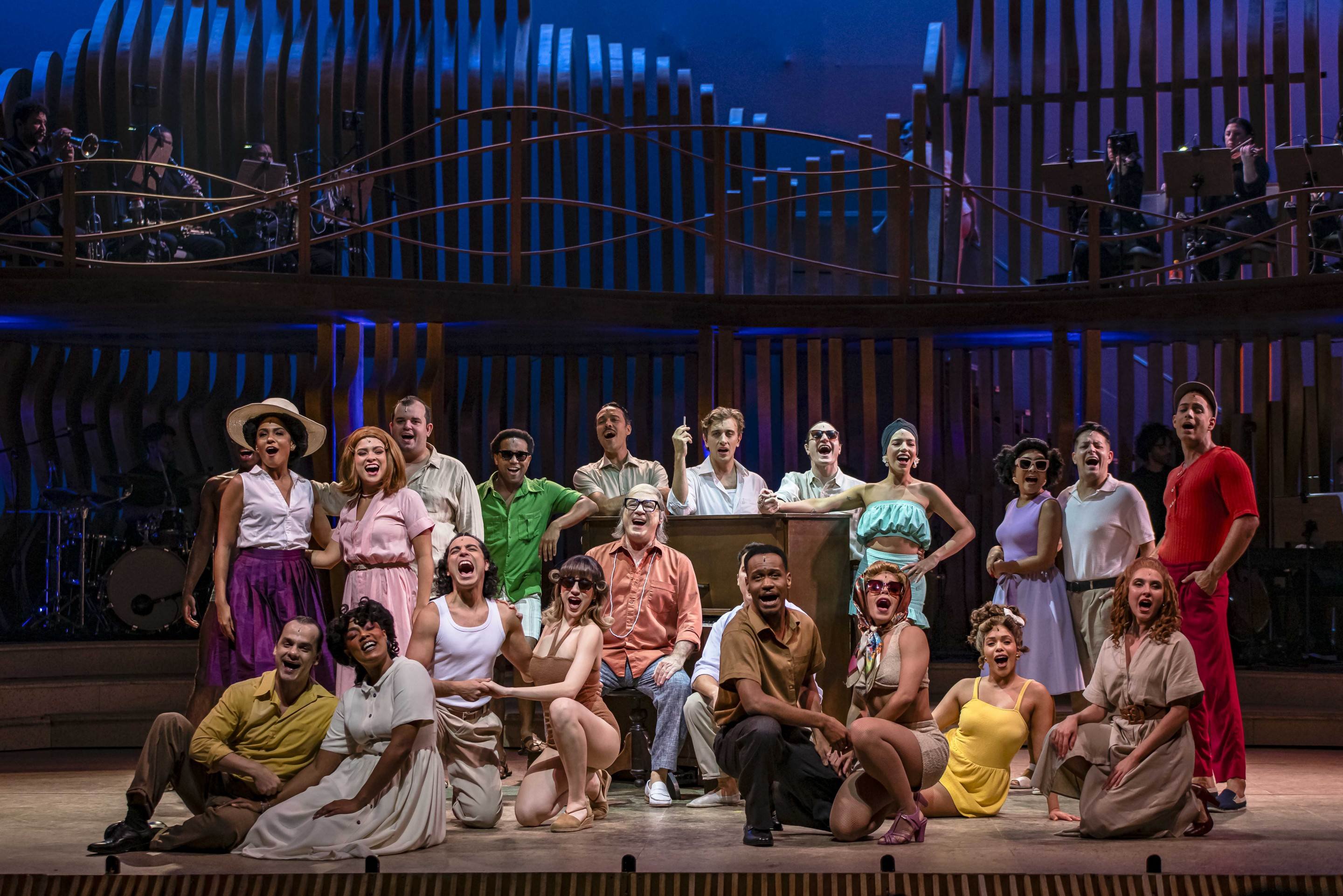 As multifaces do maestro soberano: espetáculo sobre Tom Jobim chega na capital