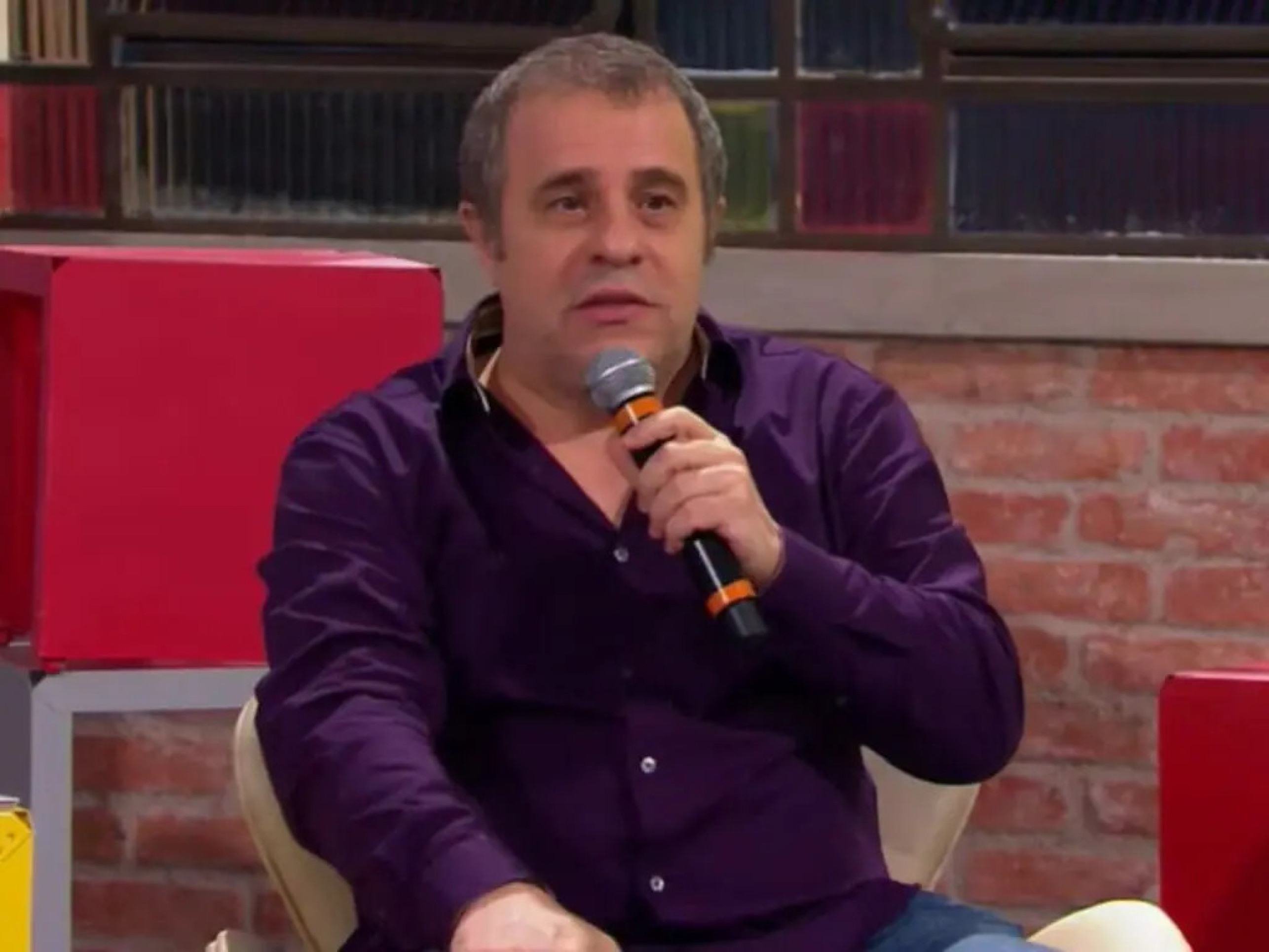 Sem citar diretamente as filhas de Silvio Santos, Pelegio deixou no ar que havia instâncias superiores interferindo em escolhas estratégicas da rede - (crédito: Observatorio da TV) Sem citar diretamente as filhas de Silvio Santos, Pelegio deixou no ar que havia instâncias superiores interferindo em escolhas estratégicas da rede - (crédito: Observatorio da TV)