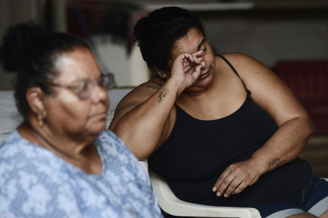  08/04/2026. Crédito: Minervino Júnior/CB/D.A Press. Brasil.  Brasilia - DF. Entrevista com os parentes da família da cabeleireira Elizamar da Silva que foi vítima de uma chacina em Planaltina. Nelita Maria de Jesus(mãe da vítima), Eliene da Silva(irmã)