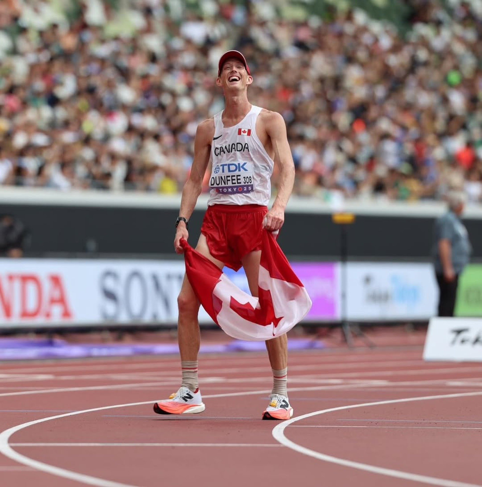Evan Dunfee, canadense l&iacute;der dos 35km da marcha atl&eacute;tica