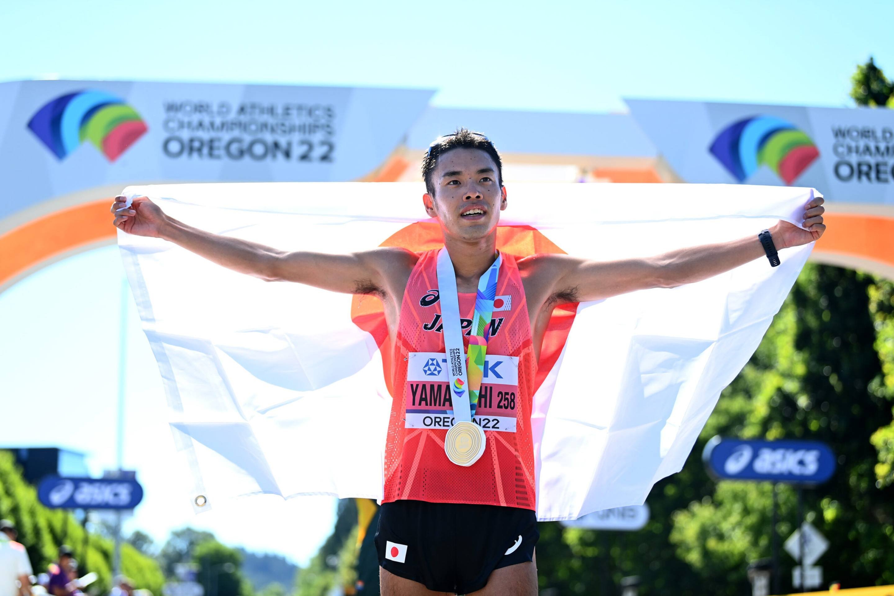 O japon&ecirc;s Toshikazu Yamanishi &eacute; recordista mundial