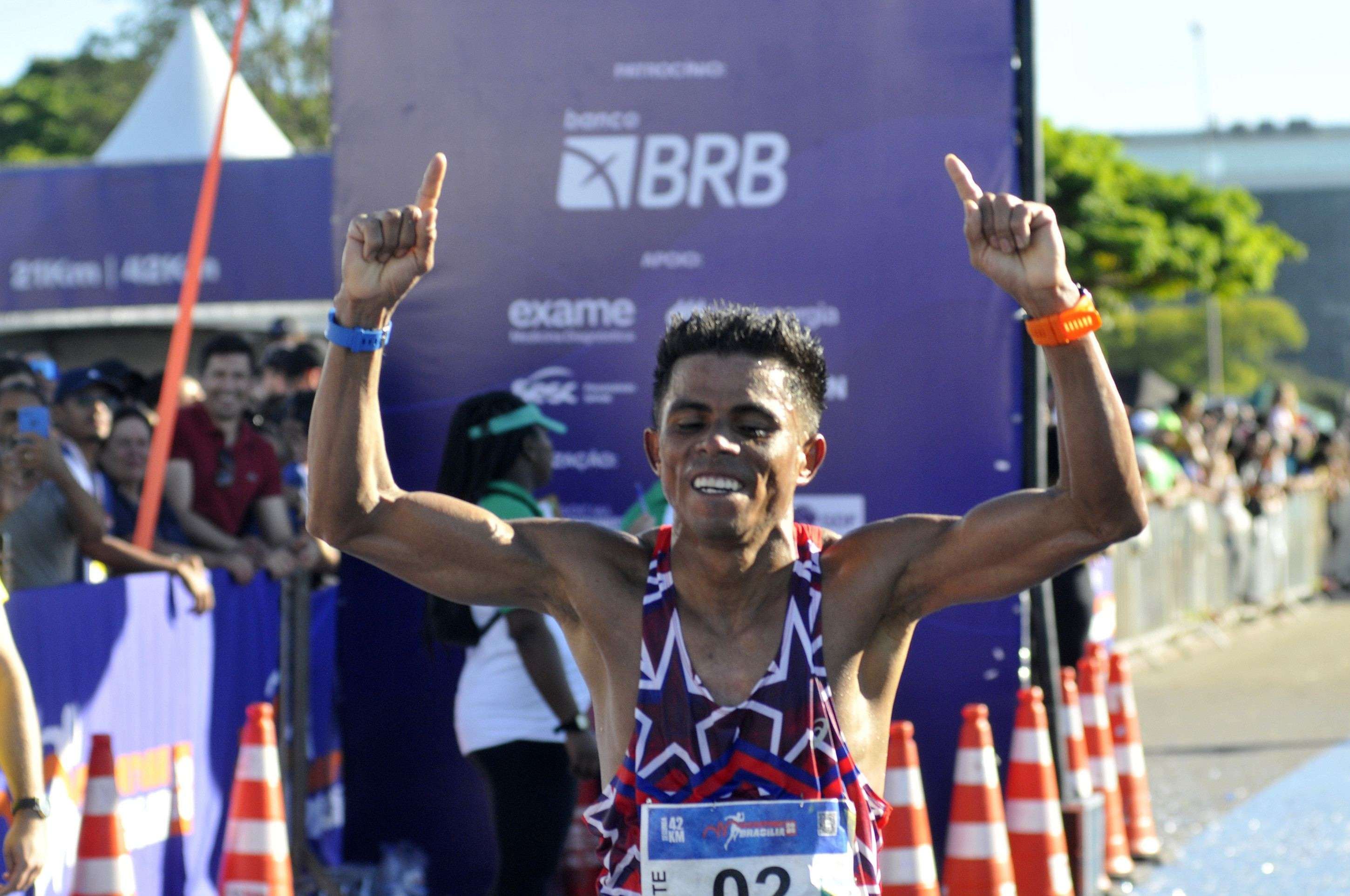 Minervino J&uacute;nior/CB/D.A Press. Brasil.  Brasilia - DF. Maratona Bras&iacute;&shy;lia 2025. Campe&atilde;o Maratona masculino. Renilson Vitorino