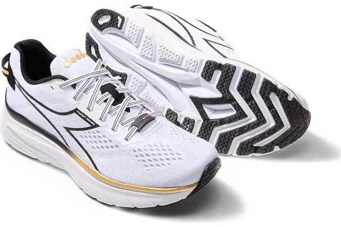 Equipe Atomo, da Diadora, é a solução caseira para o italiano Massimo Stano