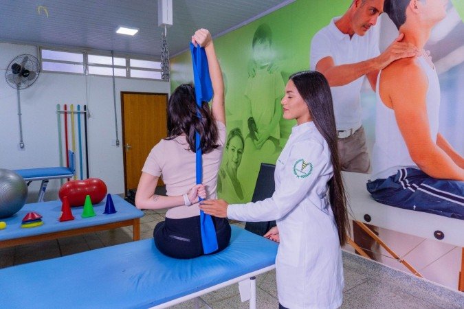Estudantes dos cursos de saúde do Centro Universitário do Planalto Central Apparecido dos Santos (Uniceplac) atendem gratuitamente -  (crédito: Divulgação/Uniceplac)