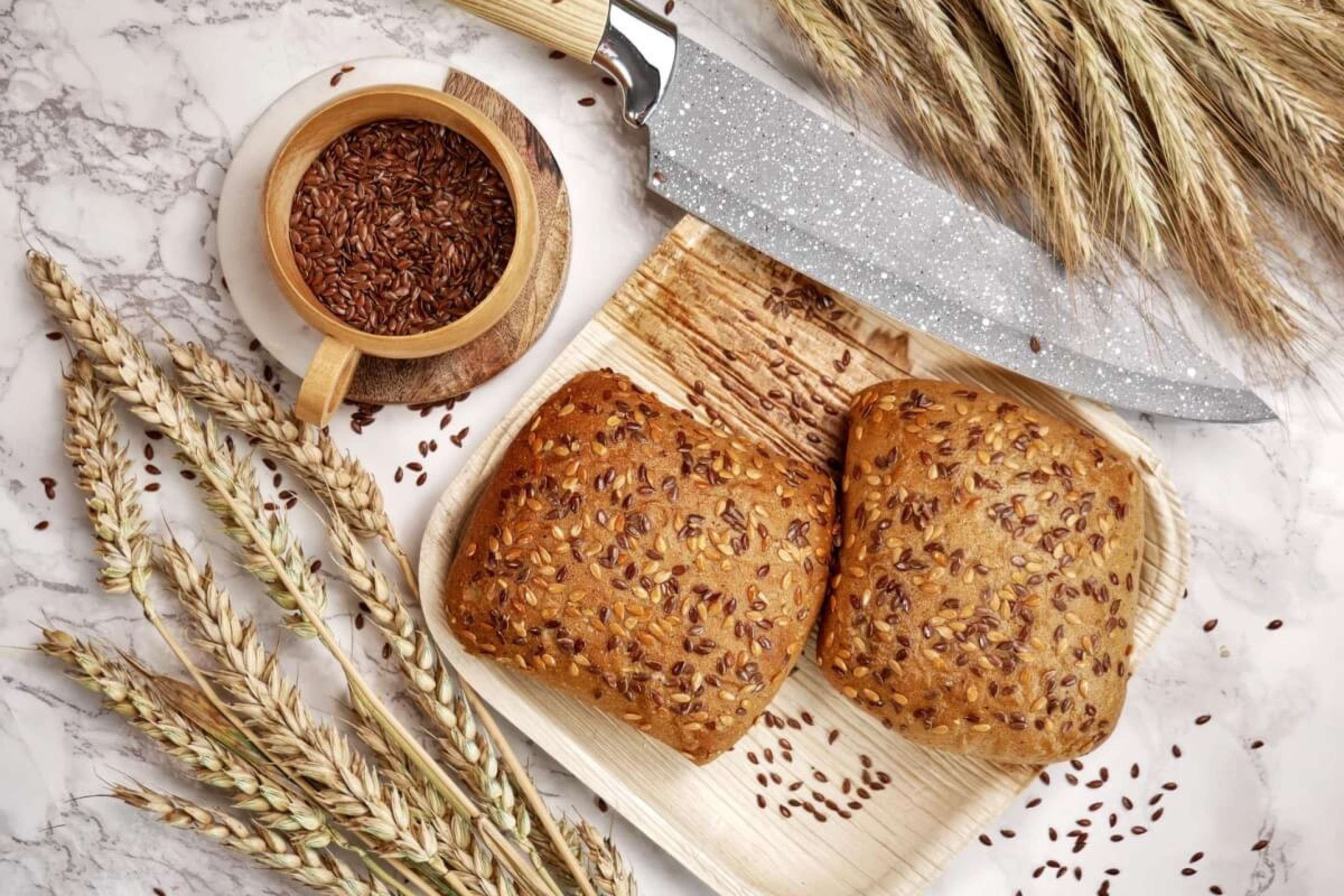 Pão de linhaça (Imagem: Lena Bukovsky | Shutterstock) - (crédito: EdiCase) Pão de linhaça (Imagem: Lena Bukovsky | Shutterstock) - (crédito: EdiCase)