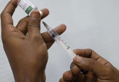  Saúde promove neste sábado Dia D de vacinação nacional contra gripe. Imunização contra gripe prossegue até o dia 30 de maio -  (crédito:  Fernando Frazão/Agencia Brasil) - Saúde promove neste sábado Dia D de vacinação nacional contra gripe. Imunização contra gripe prossegue até o dia 30 de maio -  (crédito:  Fernando Frazão/Agencia Brasil)