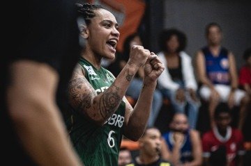 O Cerrado foi bem no segundo tempo e saiu com vitória convincente em Mesquita (RJ). -  (crédito: Maurício Almeida)