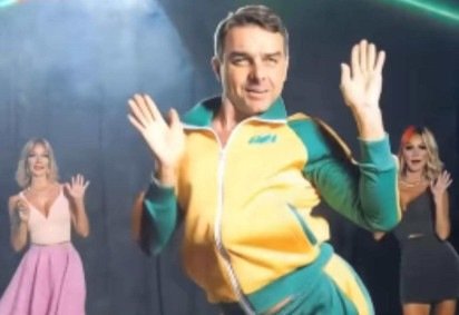 Vídeo de IA ironiza investigações sobre rachadinhas envolvendo Flávio Bolsonaro em 2018 -  (crédito: Reprodução/Redes sociais)