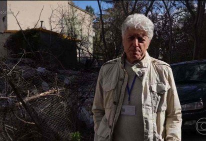 Caco Barcellos em reportagem no Irã -  (crédito: TV Globo)