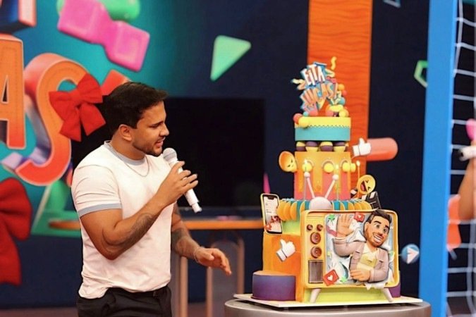 Lucas Guimarães / apresentador Eita, Lucas!