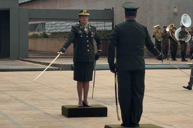 Gen. Cláudia Gusmão assume comando do HMAB em Brasília - (crédito: Raphaela Peixoto/CB /D.A Press) Gen. Cláudia Gusmão assume comando do HMAB em Brasília - (crédito: Raphaela Peixoto/CB /D.A Press)