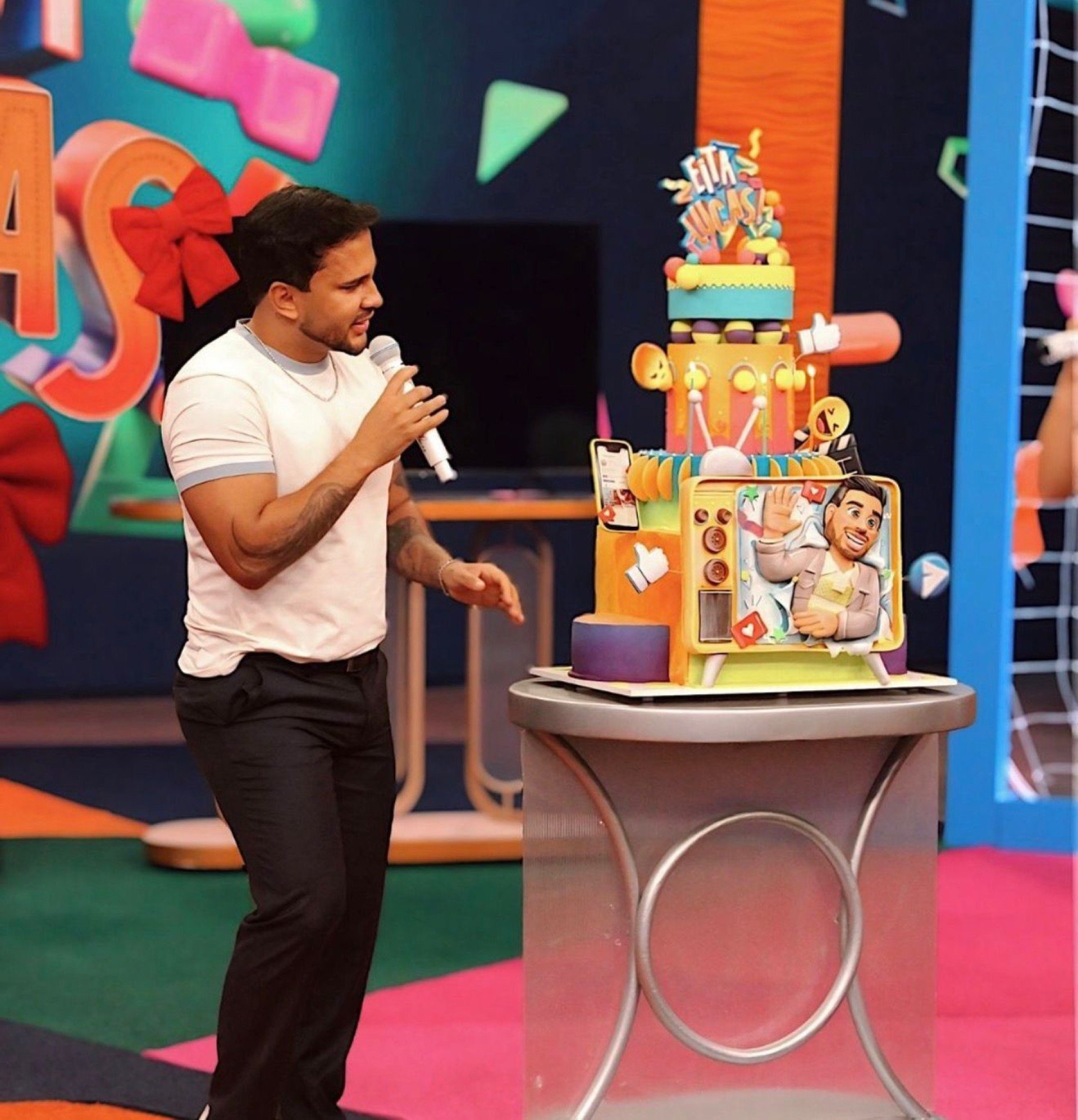 Lucas Guimar&atilde;es / apresentador Eita, Lucas!