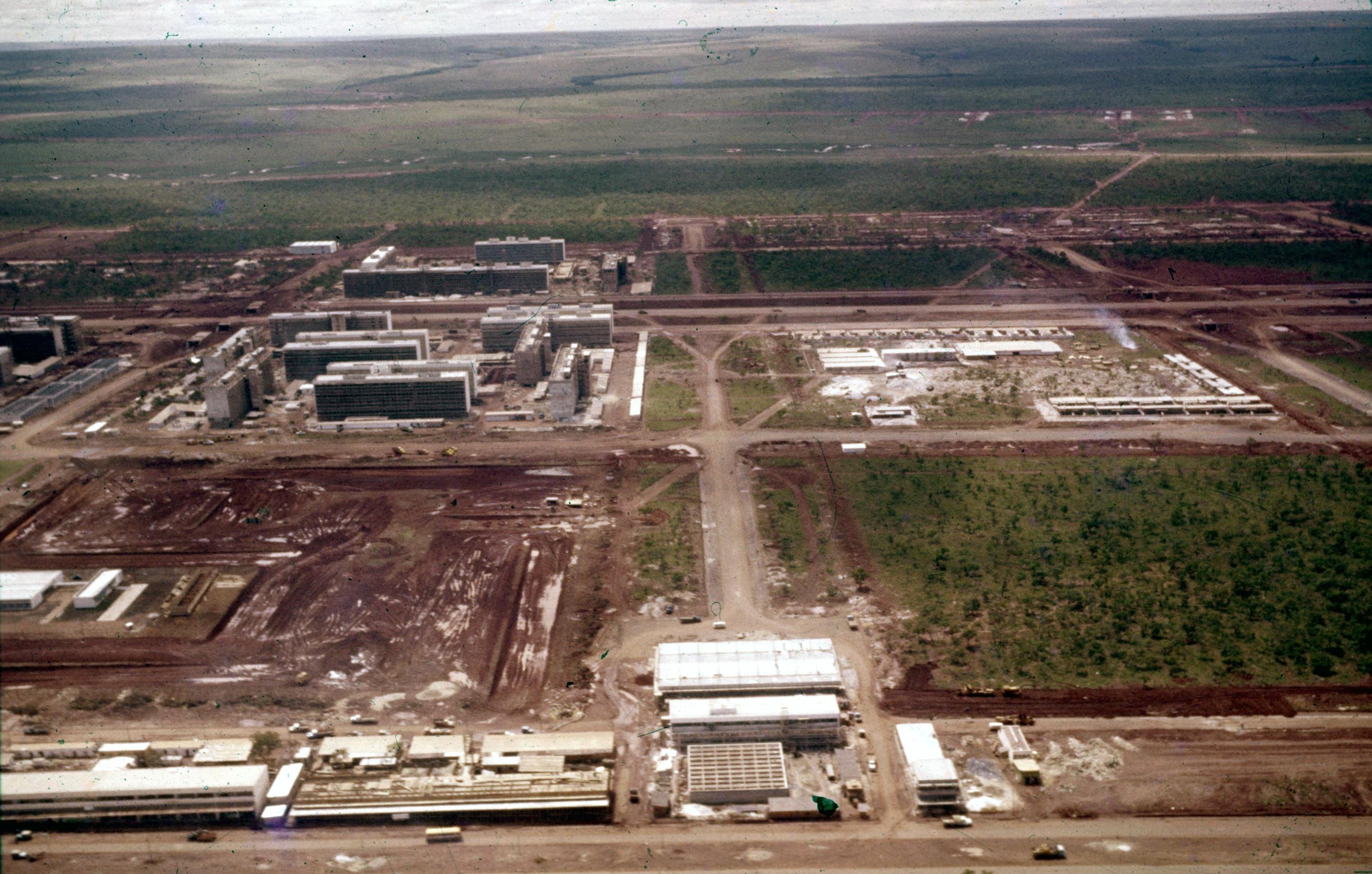 Constru&Atilde;&sect;&Atilde;&pound;o da W3 Sul, fotos da Novacap