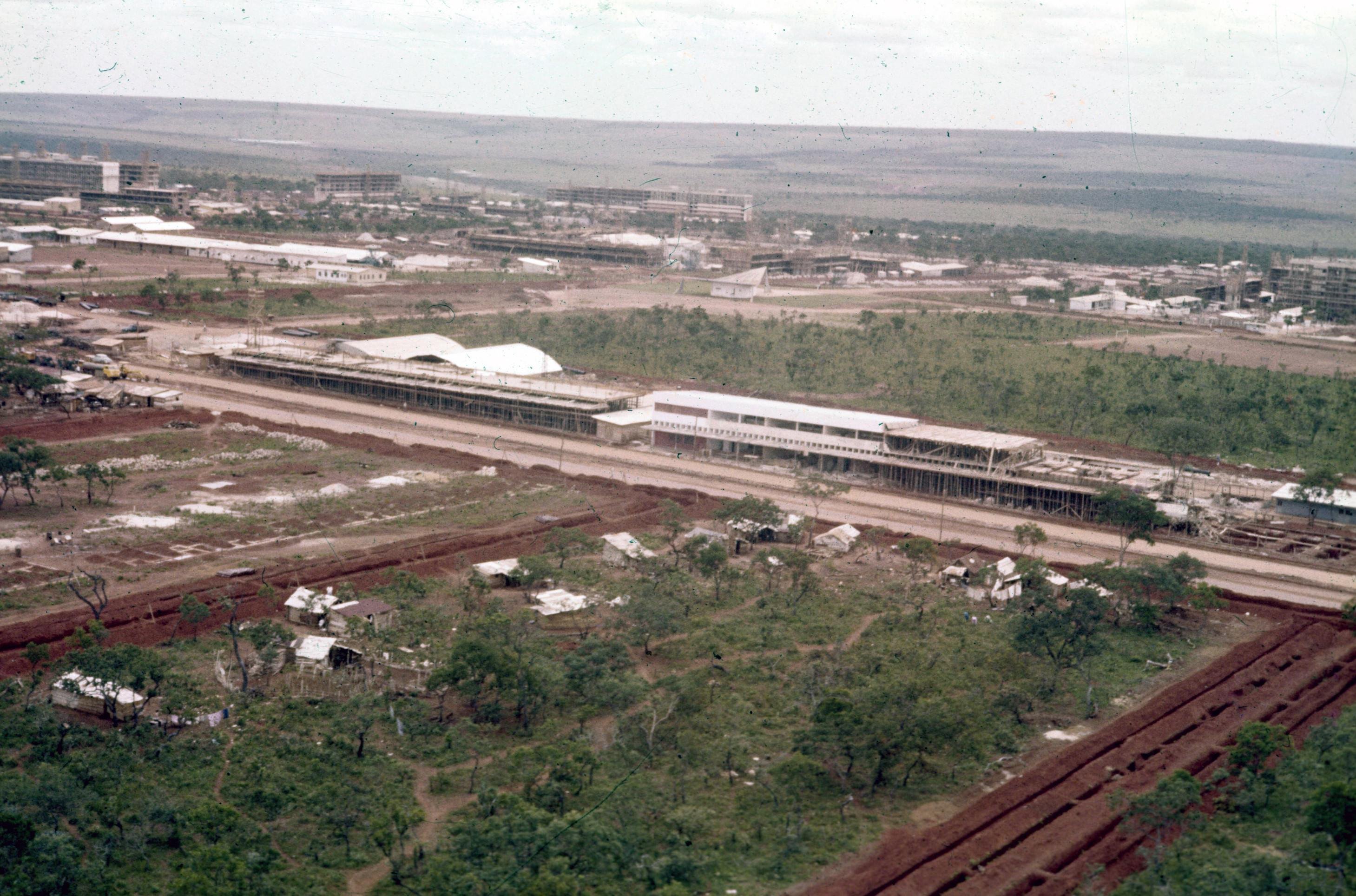 Constru&ccedil;&atilde;o da W3 Sul, fotos da Novacap