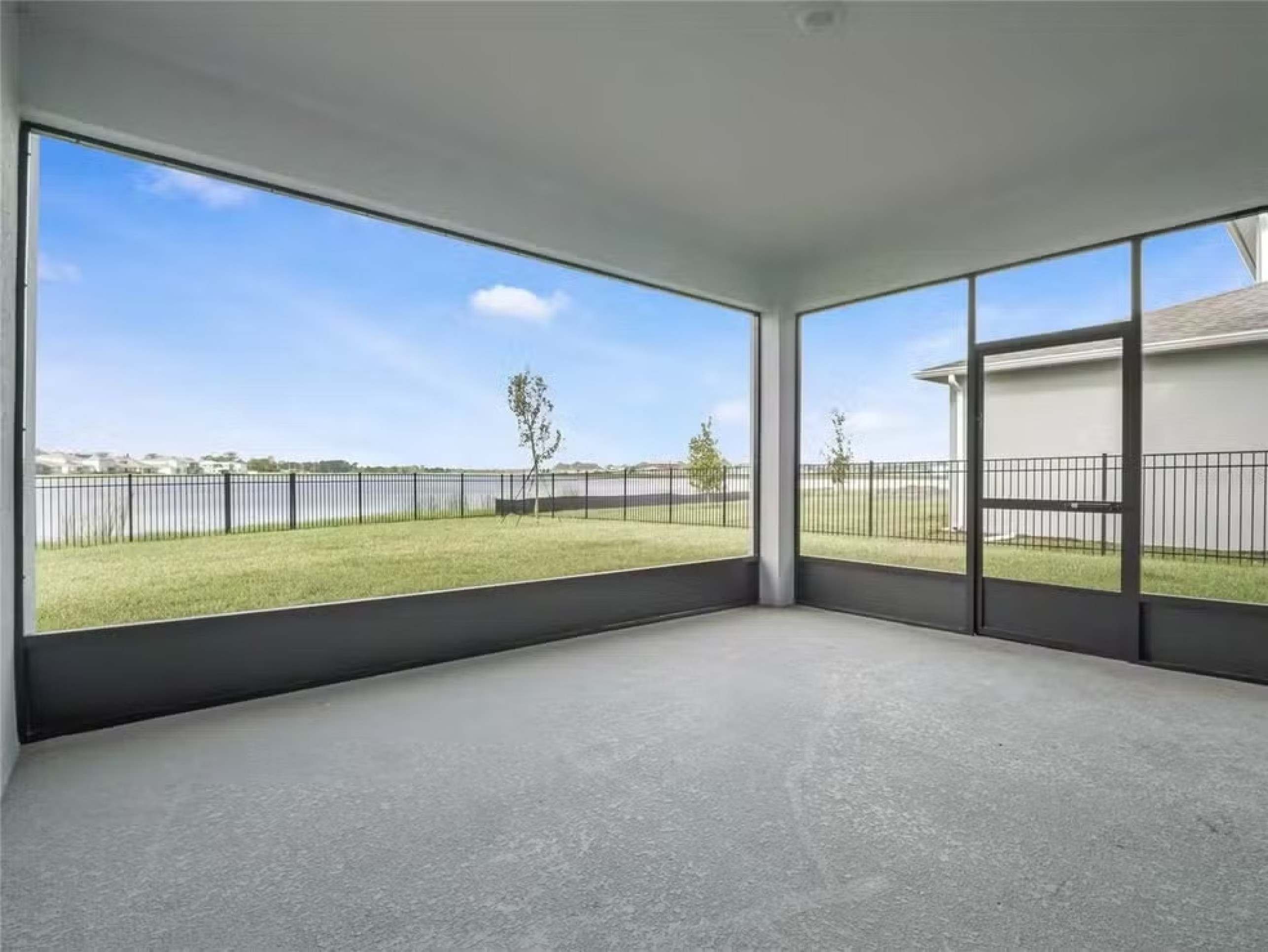 Casa em que o ex-deputado federal Alexandre Ramagem vivia com a fam&iacute;lia nos EUA