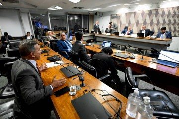 Antes da votação, houve mudanças na composição da CPI, com a entrada de parlamentares alinhados ao governo nas vagas de titulares. -  (crédito: Carlos Moura/Agência Senado) -Antes da votação, houve mudanças na composição da CPI, com a entrada de parlamentares alinhados ao governo nas vagas de titulares. -  (crédito: Carlos Moura/Agência Senado)