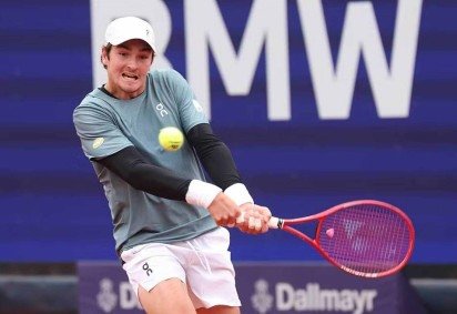 João Fonseca superou o frio de 10ºC de Munique na abertura do ATP 500 -  (crédito: Alexander Hassenstein/Getty Images via BMW/ATP500 Munique)
