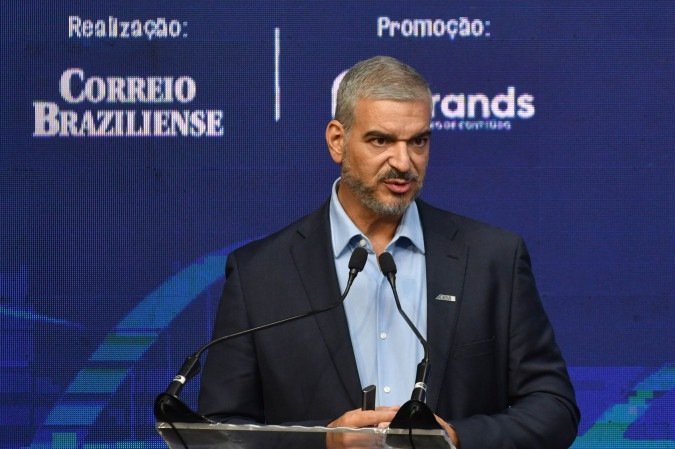 "A pessoa precisa ter op&ccedil;&atilde;o para escolher o mercado legal, com seguran&ccedil;a jur&iacute;dica e infraestrutura planejada" - Celestino Franco Junior, presidente da ADEMI-DF