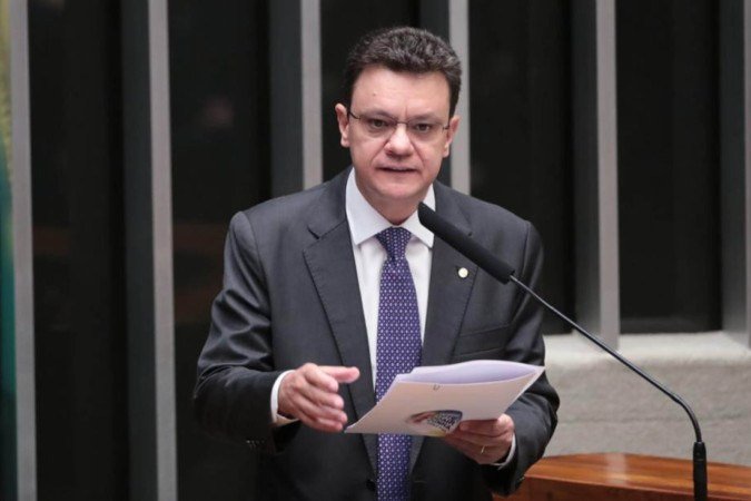 No discurso após a vitória, Odair Cunha destacou o placar como sinal de coesão da Câmara - (crédito: Bruno Spada/Câmara dos Deputados) No discurso após a vitória, Odair Cunha destacou o placar como sinal de coesão da Câmara - (crédito: Bruno Spada/Câmara dos Deputados)