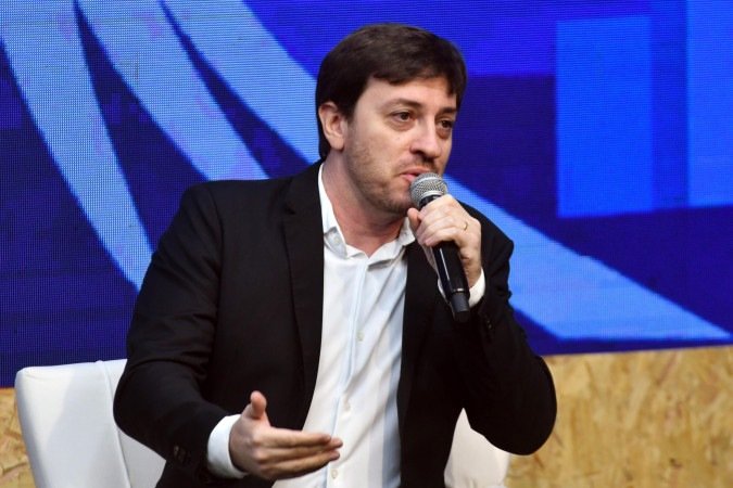  "Inova&ccedil;&atilde;o n&atilde;o tem a ver s&oacute; com incorpora&ccedil;&atilde;o de tecnologia. Inova&ccedil;&atilde;o tem a ver com boas pr&aacute;ticas de gest&atilde;o" - Thiago Trindade, professor da UnB