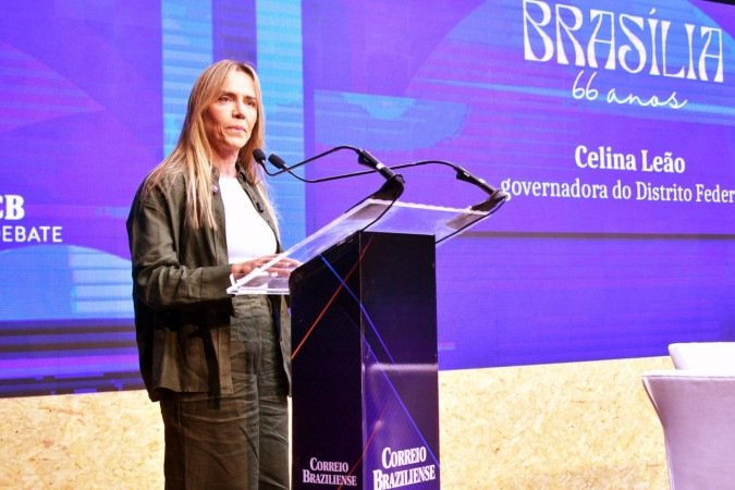 Celina Leão no evento 